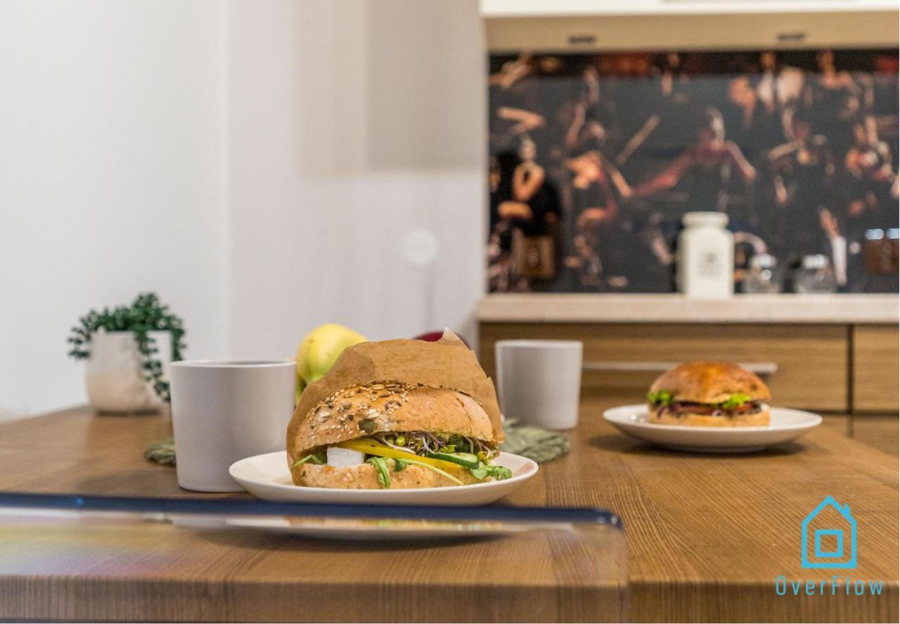 Core Room - Charming Place, 5 Minutes To Gdansk Old Town Экстерьер фото
