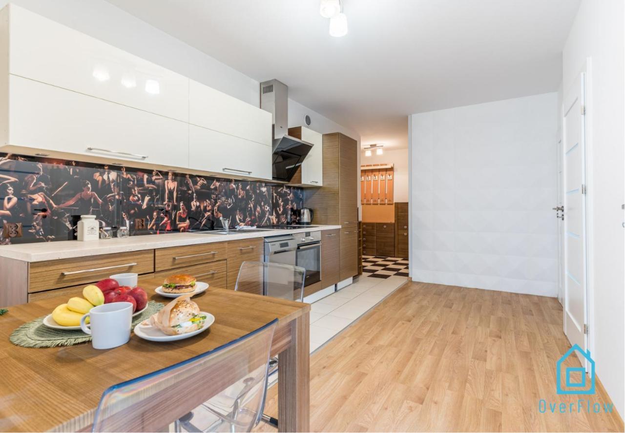 Core Room - Charming Place, 5 Minutes To Gdansk Old Town Экстерьер фото